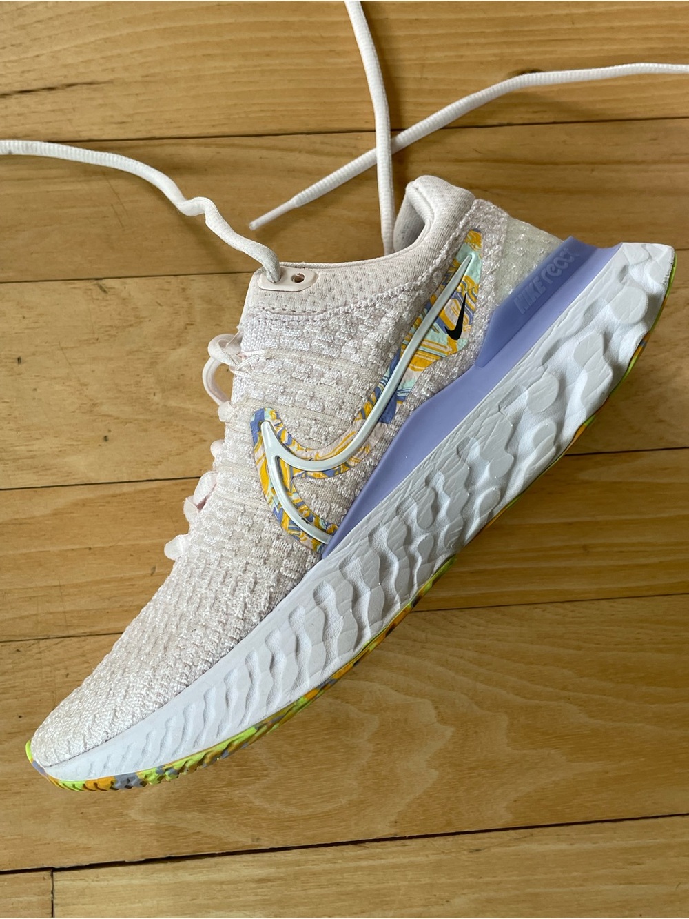 Nike React Infinity 3 Premium Flyknit Women’s 8